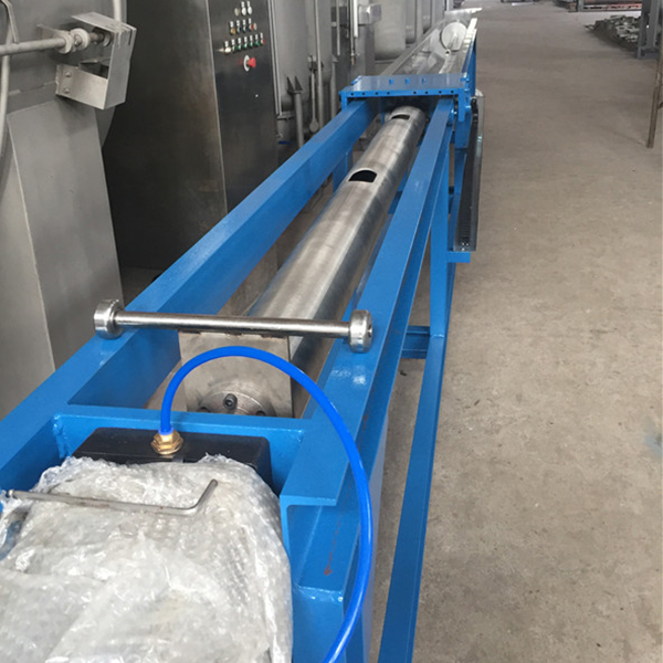 Cheese dyeing with nylon